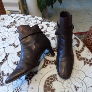 Salvatore Ferragamo "Thio" Brown Calf Leather Kitten Heels Ankle Boots Size 6B